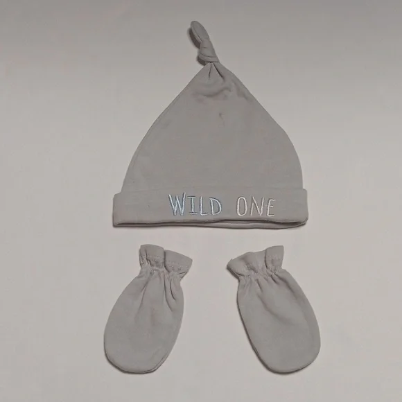 Infant Caps and Scratch Mittens - Picture 7 of 12